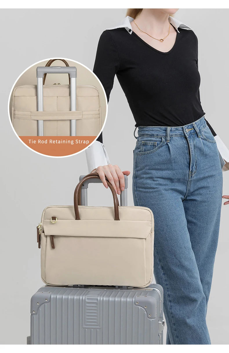 SleekSafe Water-Resistant Laptop Bag – Modern and Practical Laptop Sleeve