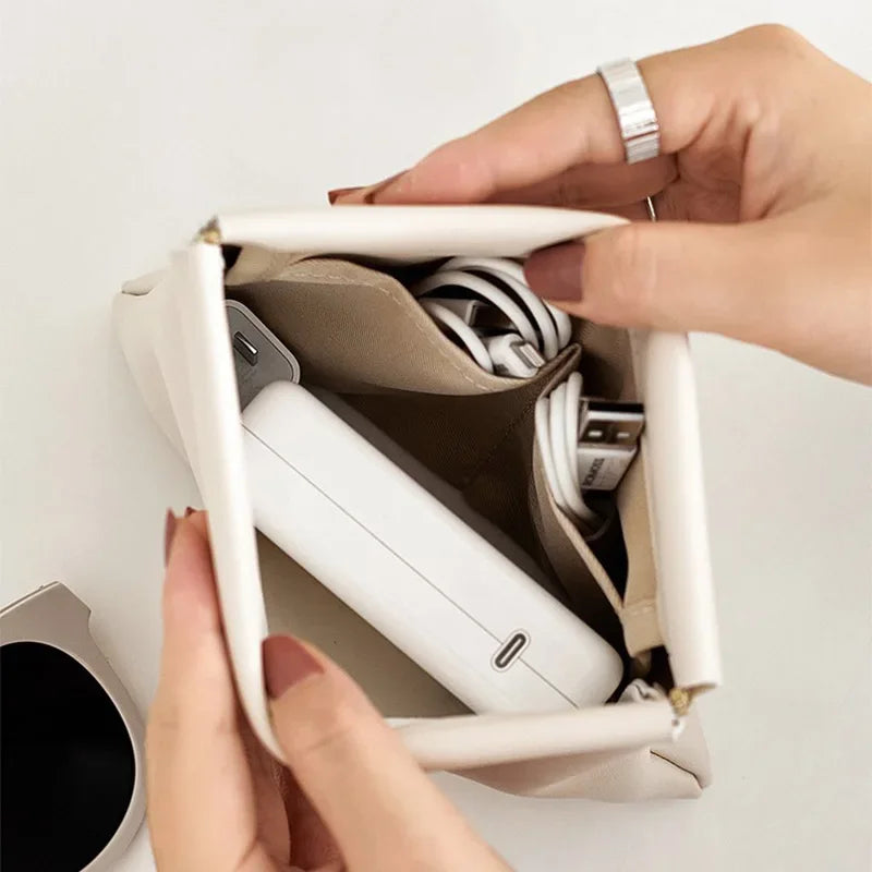 Compact Makeup & Jewelry Organizer – Mini Travel Pouch