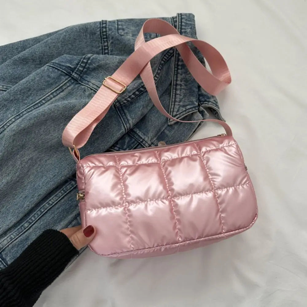 TravelEase Quilted Crossbody – Lightweight Shoulder Bag