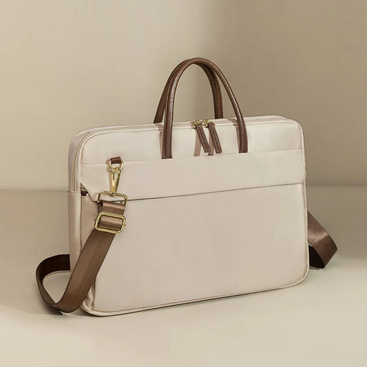 SleekSafe Water-Resistant Laptop Bag – Modern and Practical Laptop Sleeve