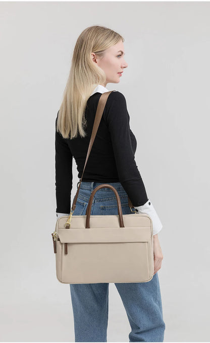 SleekSafe Water-Resistant Laptop Bag – Modern and Practical Laptop Sleeve