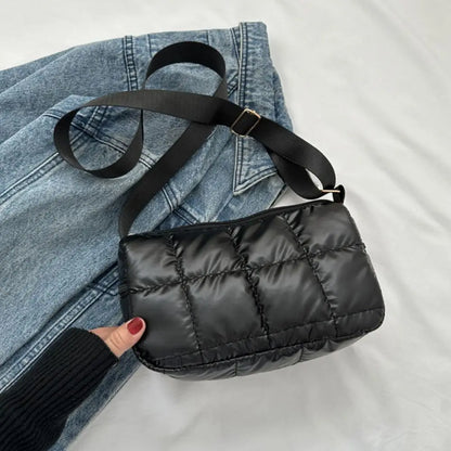 TravelEase Quilted Crossbody – Lightweight Shoulder Bag