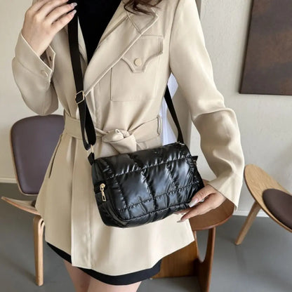 TravelEase Quilted Crossbody – Lightweight Shoulder Bag